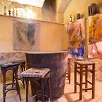 Charming Townhouse 7 Pax Wifi/Aircon - Ca\'S Padri