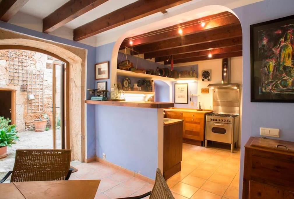 Charming Townhouse 7 Pax Wifi/aircon - Ca's Padri Vakantiehuis Llucmajor (Mallorca)