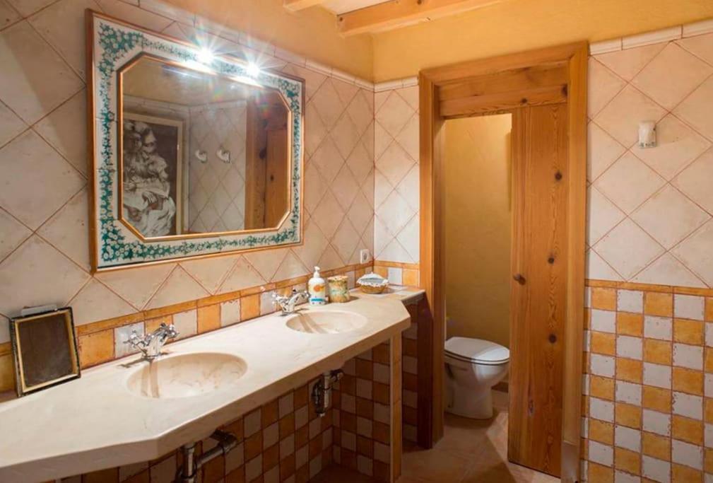 Charming Townhouse 7 Pax Wifi/aircon - Ca's Padri *